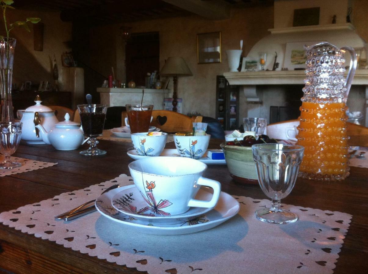 Le Degoutaud Bed & Breakfast Le Barroux Exterior photo